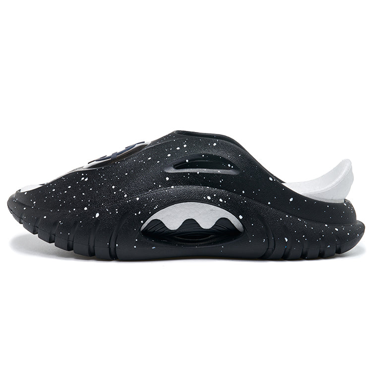 准者 鯊魚 拖鞋 'Black' (Pack without box)